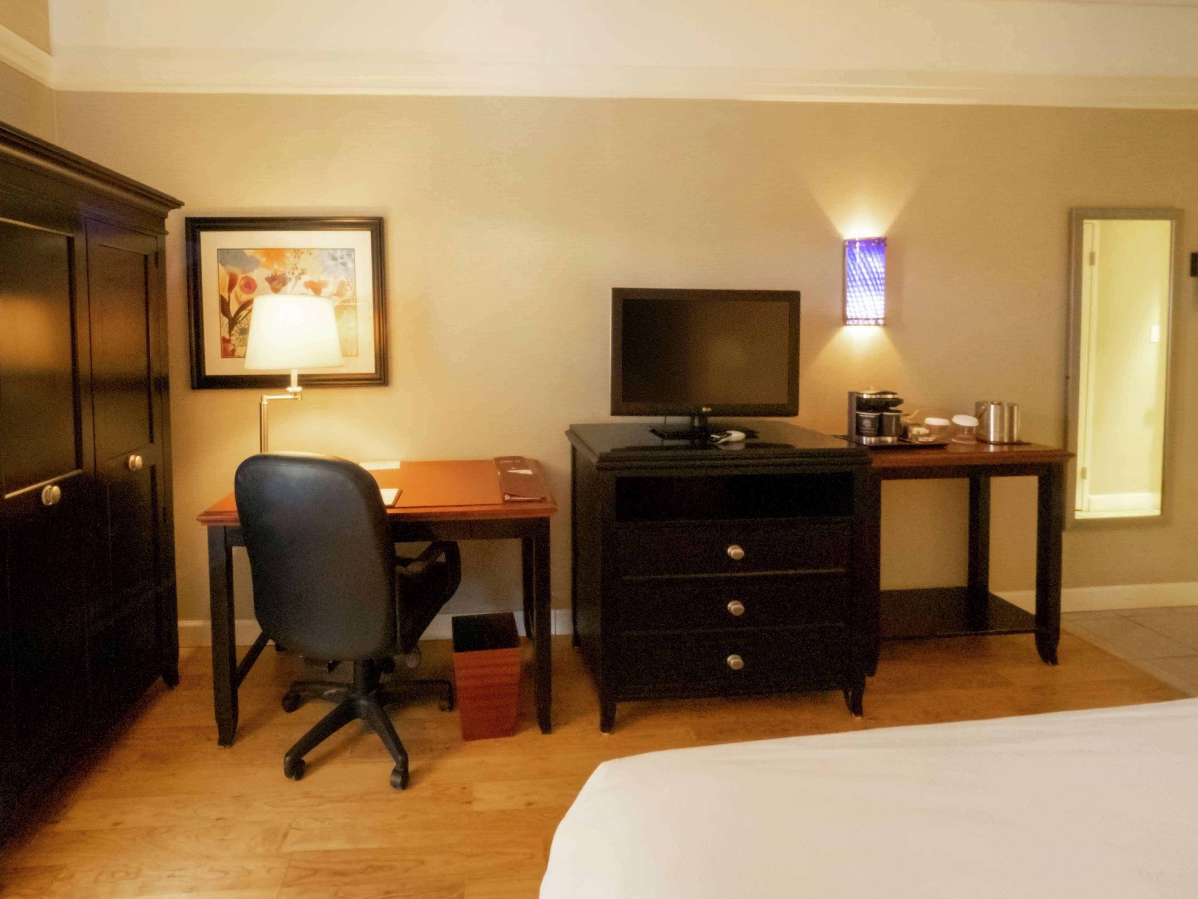 Doubletree By Hilton Buffalo-amherst 4* Amherst