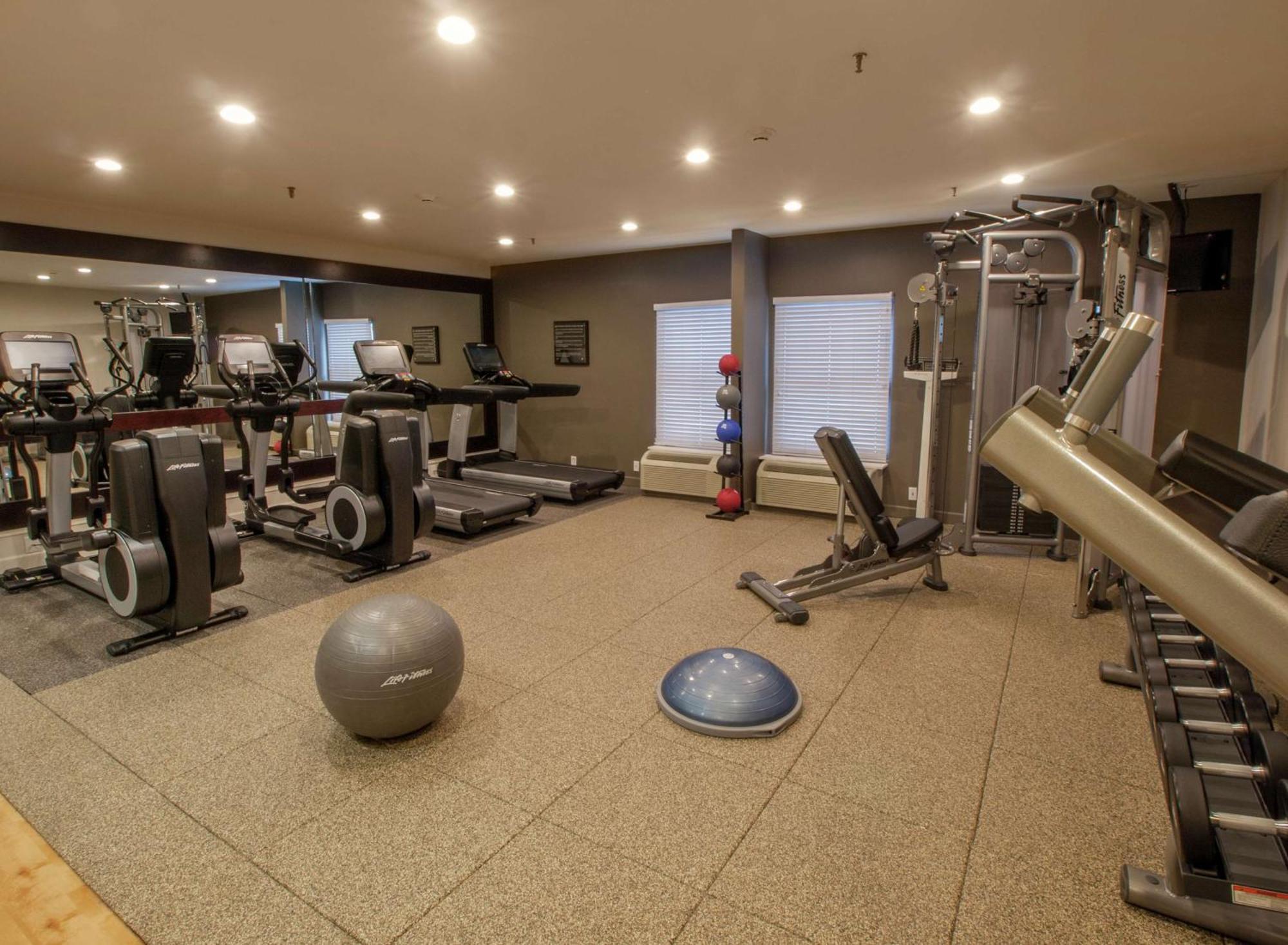 Hotel Doubletree By Hilton Buffalo-amherst 4*